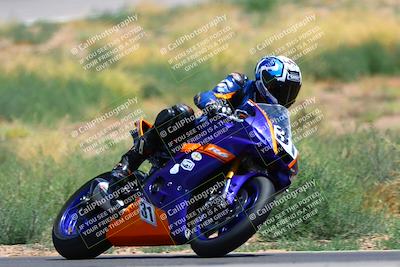 media/Apr-30-2023-CRA (Sun) [[020fcf5d43]]/Race 2-600 Expert Supersport/